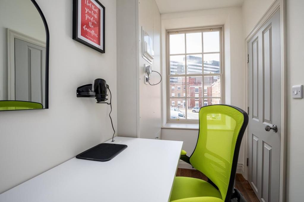Paradise Square-Remodelled 18Th Century Apartment Sheffield Bagian luar foto