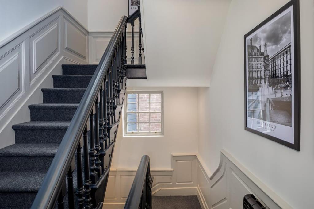 Paradise Square-Remodelled 18Th Century Apartment Sheffield Bagian luar foto